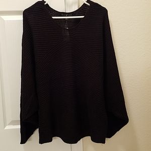 Nice fitting Black long sleeve shirt